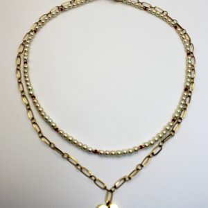 Dubbele ketting met parels, schakel en hartjesbedel