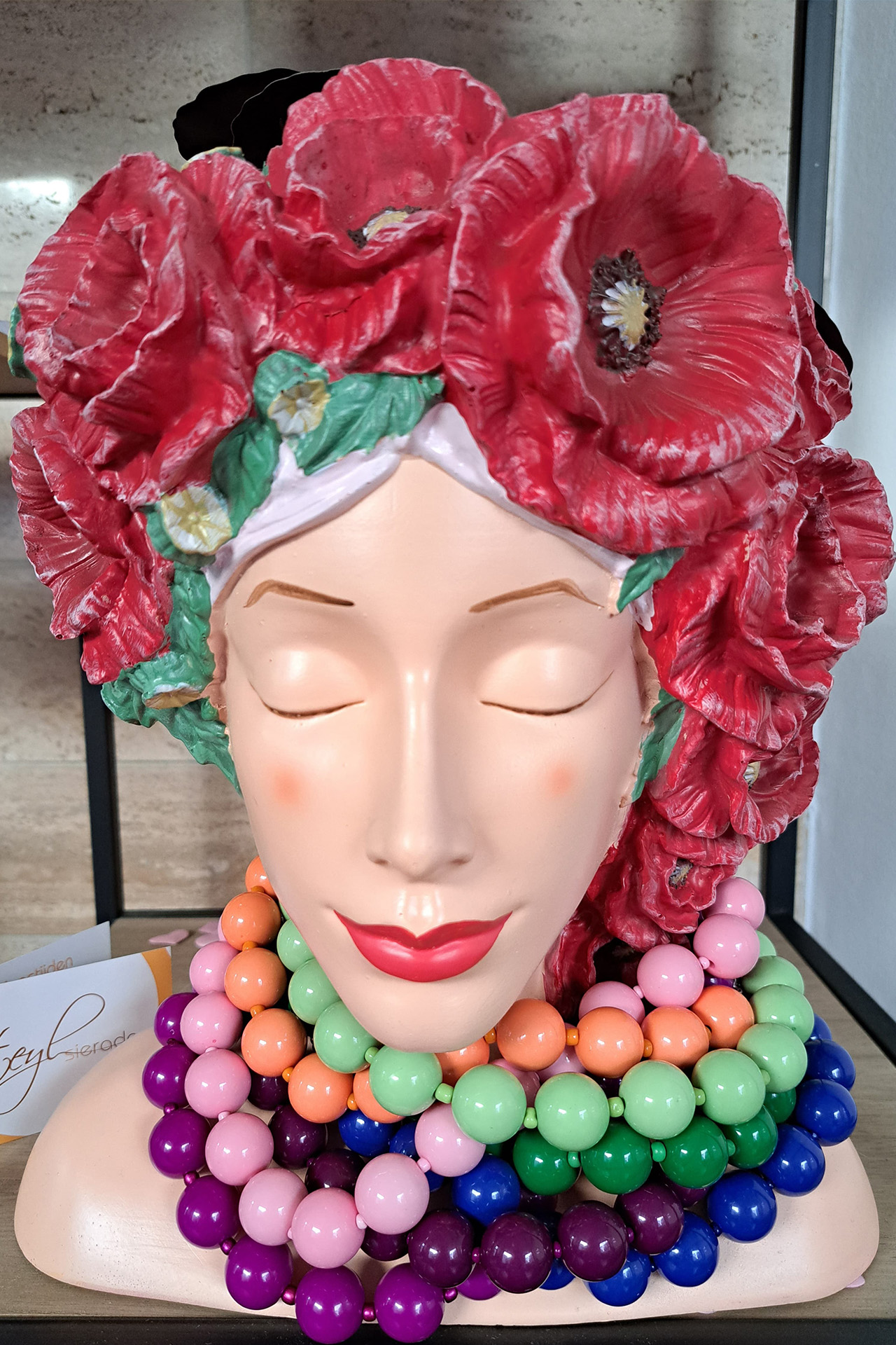 Statement ketting kleurrijk Steyl-Sieraden Handgemaakte sieraden Horst – kleurrijke armbanden met zoetwaterparels, natuursteen en glaskralen van Steyl Sieraden